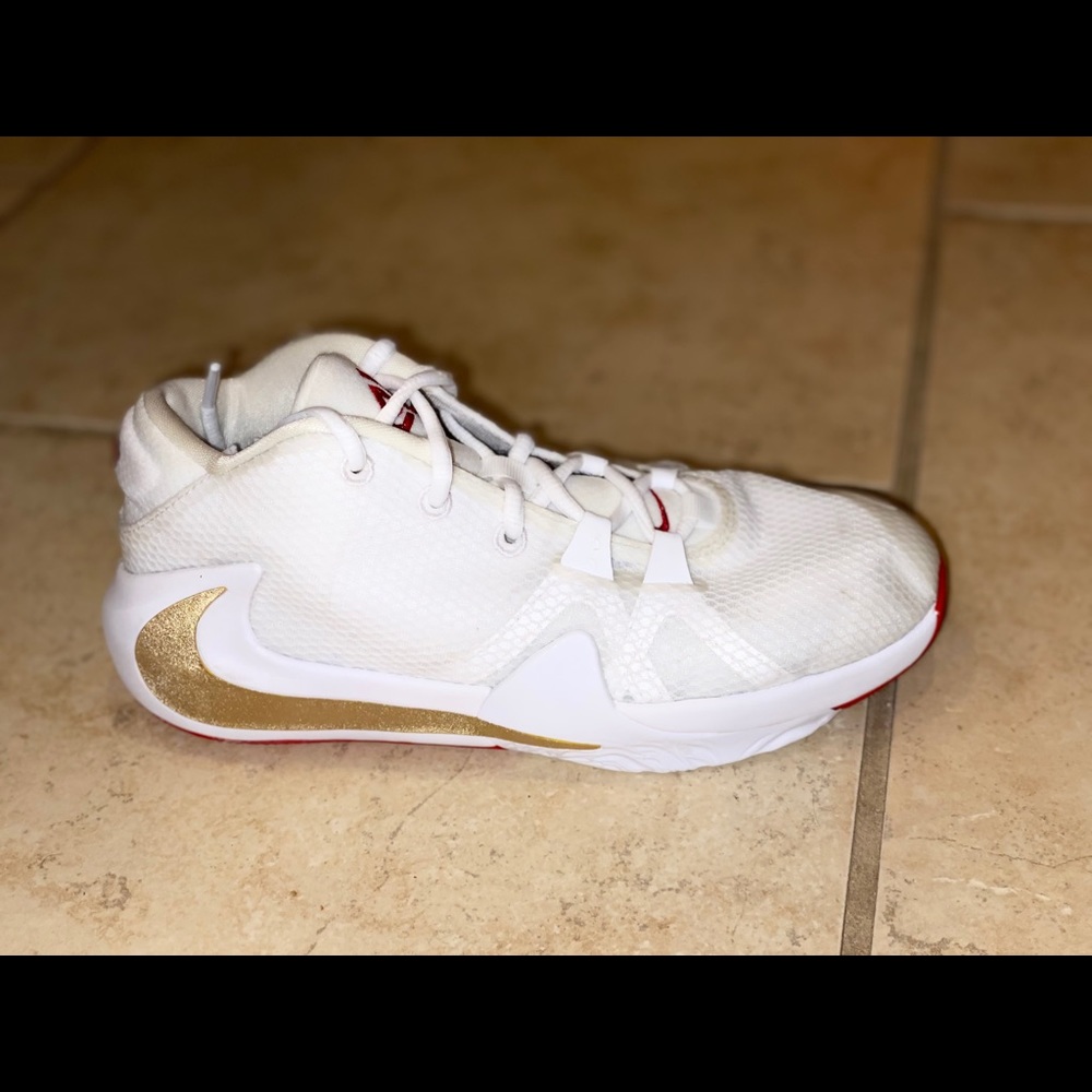 Nike Zoom Freak 1 “Roses”